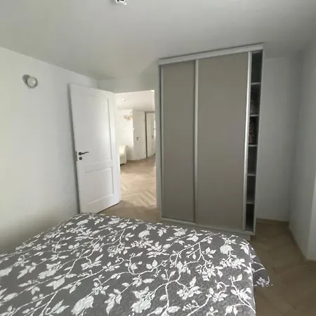Baltijos Vejo With Patio And Grill Apartment